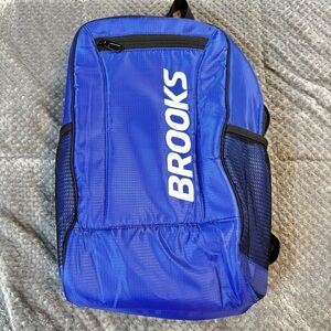 Brooks Vibrant Blue Men's tablet Backpack